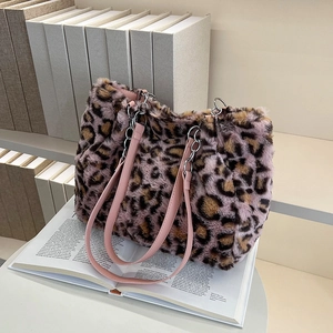 Trendy Leopard Print Plush Tote Bag For Women Large Capacity Faux Fur Shoulder Bag With Metal Chain Strap Winter Handbag