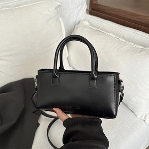 Dames Minimalistische PU Leer Vierkante Handtas Mode Letter Reliëf Schoudertas Crossbodytas Dubbele Handvatten Verstelbare Riem