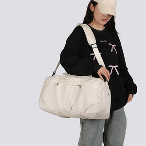 Large capacity cream white travel bag with shoulder strap for sports and summer vacation