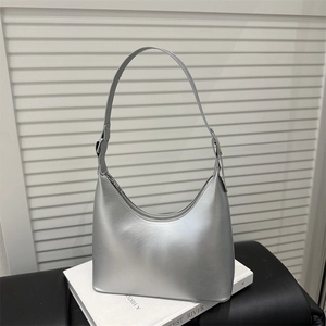 Women Synthetic Leather Shoulder Bag Fashionable Solid Color Half Moon Hobo Underarm Bag Elegant Topstitching Daily Commute Handbag