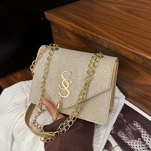 Women Fashion Glitter PU Leather Crossbody Bag With Tassel Metal Chain Letter Logo Envelope Flap Small Square Bag Daily