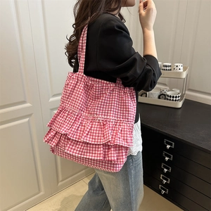 Sac fourre-tout à carreaux roses avec volants et doubles bandoulières pour le quotidien