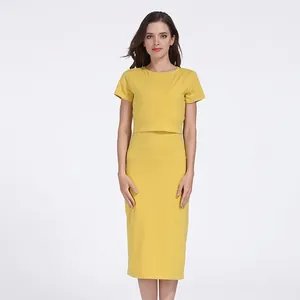 Robe de maternité ajustée jaune vif à manches courtes en coton élastique