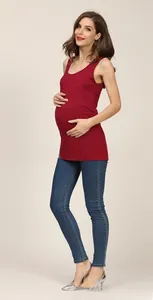 Detail of burgundy sleeveless maternity tank top with high elasticity for comfort