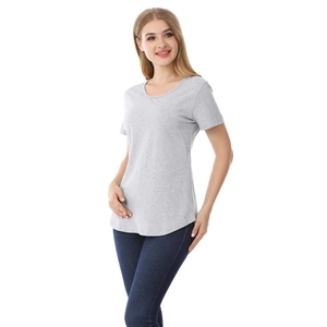 T-shirt d'allaitement gris à manches courtes pour femmes enceintes avec ourlet courbé
