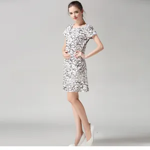 Detailed close-up of a slim-fit V-neck maternity dress with elegant floral print cotton