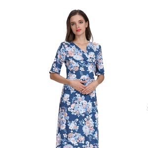 Floral print maternity maxi dress with V-neck and adjustable waist belt in navy blue