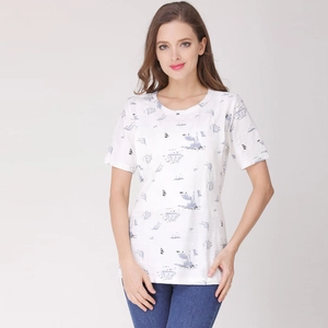 Detail of the white cotton maternity t-shirt with blue nautical print and classic round neck