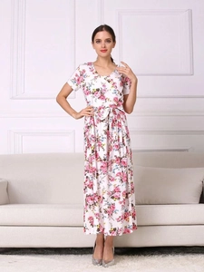 Robe longue de maternité en coton fleuri avec fonction allaitement et ceinture
