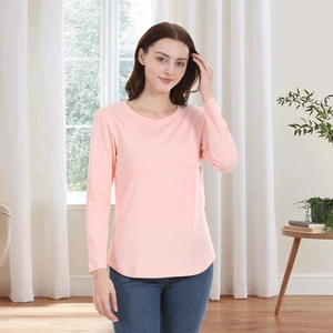 Dettaglio maglia premaman rosa a maniche lunghe con cerniera per allattamento invisibile