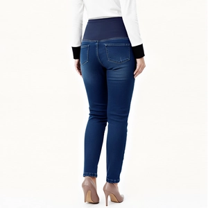 Jeans premaman slim fit a vita alta con fascia elastica sulla pancia in denim blu scuro