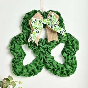 Ghirlanda di trifoglio in iuta per San Patrizio con fiocco verde per decorazione casa