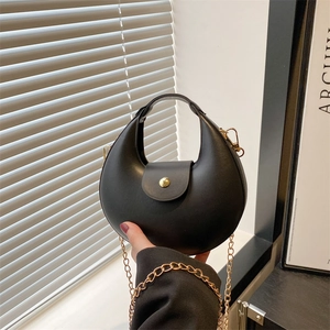 Mode Damen PU Leder Halbmond Tasche Retro Mondform Handtasche Minimalistische Goldkette Einzelschulter Umhängetasche Mondtasche
