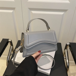Women PU Handbag With Wave Stitching Small Square Crossbody Bag For Daily Commuting Fashion Shoulder Bag Minimalist Bag