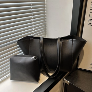 Women Retro Large Capacity PU Leather Tote Bag And Pouch Minimalist Fashion Embossed Lettering Commuter Shoulder Handbag