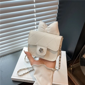 Women Mini PU Quilted Rhombic Crossbody Bag With Sweet Bow Flower Lock Elegant Chain Strap Small Fashion Shoulder Bag