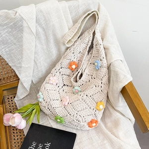 Sac Cabas au Crochet Fait à la Main Ajouré pour Femmes Grande Capacité Décoration Florale 3D Sac à Épaule Tissé Vacances Plage Voyage Sac Hobo