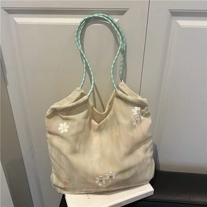 Women Floral Embroidered Mesh Tote Bag Minimalist Lightweight See-Through Shoulder Bag With Woven Rope Handle For Summer Vacation