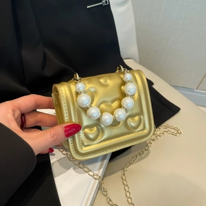 Women Mini Heart Quilted Crossbody Bag With Faux Artificial Pearl Handle Gold Chain Strap Fashion Square Handbag For Party