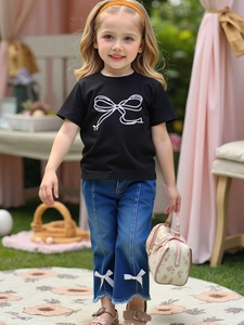 Girls Bow Print Cotton T-Shirt And Frayed Denim Flare Pants Cute Summer Casual Short Sleeve Top And Blue Jeans Outfit
