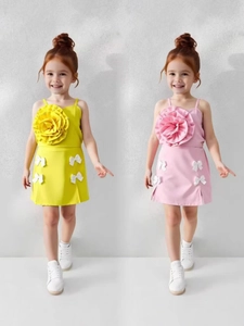 Girls summer two-piece outfit with 3D floral camisole top and slit skirt in yellow and pink