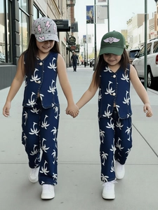 Kids sleeveless denim vest and pants set with white coconut tree print and baseball caps