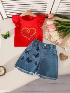 Completo t-shirt rossa con ruches e shorts di jeans con farfalle ricamate per bambine