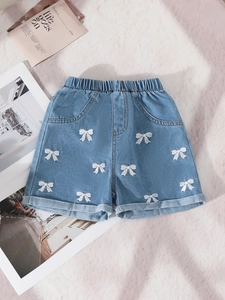 Mädchen hellblaue Denim-Shorts mit Schleifenstickerei und Gummibund für den Sommer