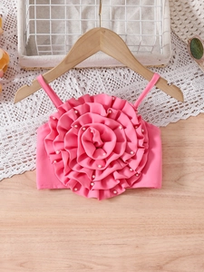 Top rose à fleurs 3D pour filles avec détails en perles sur cintre en bois