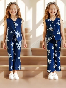 Girls Summer Sleeveless Denim Vest And Wide Leg Pants Set Navy Blue Palm Tree Floral Printed Two Piece Casual Outfit