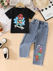 Ensemble Deux Pièces Décontracté Été Fille T-Shirt Noir en Coton Imprimé Ours Skateboard et Jean en Denim Bleu