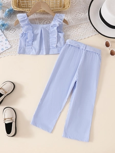 Ensemble d'été fille avec caraco à volants et pantalon large à rayures bleu et blanc