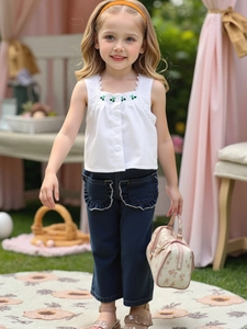 Tenue d'été pour Petites Filles Haut sans Manches en Dentelle Blanche et Pantalon en Denim à Jambes Larges en Coton Imprimé