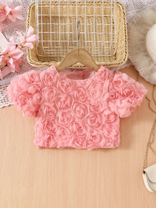 Haut rose pour filles à manches courtes avec roses en mousseline 3D et col rond