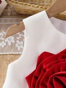 Robe de soirée blanche sans manches pour filles avec grande rose rouge 3D en satin au col