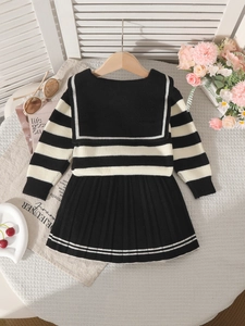 Girl striped knitted cardigan and pleated skirt set with preppy navy collar style