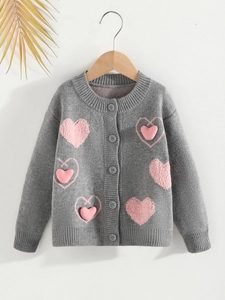 Gilet en maille gris foncé pour filles avec motifs cœurs roses et détails peluche