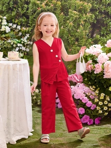 Girls red two-piece sleeveless vest and pleated trousers set for summer casual wear