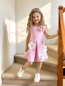 Robe de princesse rose sans manches pour filles avec appliques de fleurs blanches et perles