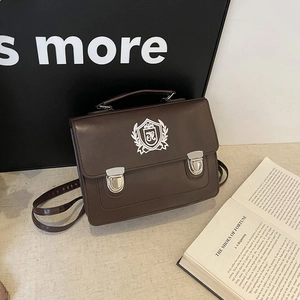 Retro British Academic Style PU Leather Backpack For Women Embroidery Badge Metal Buckle School Commuting Fashion Backpack
