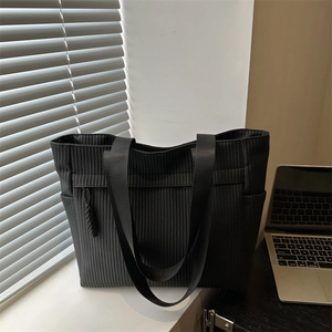 Sac Grand Format Femme Velours Côtelé Décontracté Rayures Verticales Sac à Épaule Minimaliste Sac à Main Couleur Unie