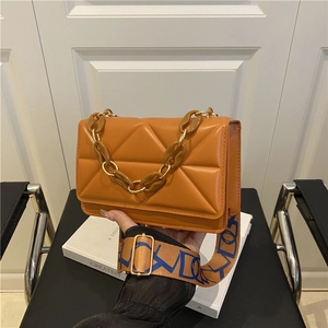 Women Quilted Crossbody Bag With Decorative Chain PU Leather Small Square Handbag Fashion Wide Strap Shoulder Bag Flap Top