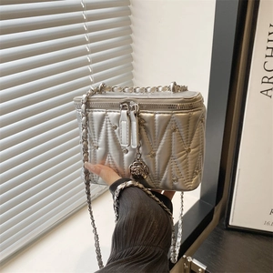 Quilted Rhombic Square Bag For Women Elegant Handbag Crossbody Bag With Metal Chain And Rose Pendant PU Leather Box Bag