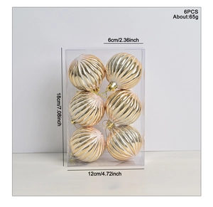 Set van 6 goud geschilderde kerstballen met exacte afmetingen en gewichtsaanduiding