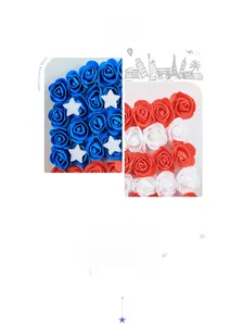 Vue détaillée de roses en mousse PE rouges, blanches et bleues avec étoiles pour la fête nationale