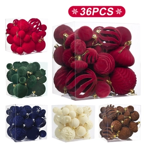 Set de 36 bolas de Navidad rojas flocadas y texturizadas con cordones dorados