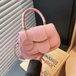 Women Trendy PU Leather Crossbody Bag Fashion Small Square Shoulder Bag With Gold Hardware And Round Letter Hangtag