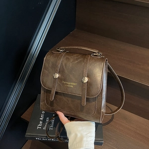 Women Vintage PU Leather Backpack Fashion Casual Retro Schoolbag Niche Lightweight Small Travel Handbag Elegant Trendy Bag
