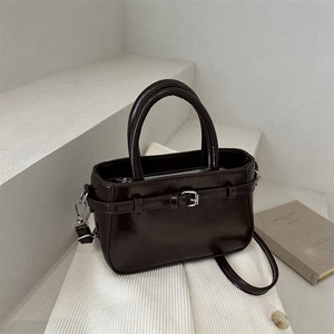 Women's Retro PU Leather Crossbody Bag Fashion Tote Handbag Square Mini Shoulder Bag With Decorative Belt Stitching Details