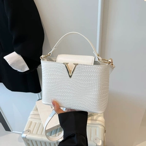 Sac à Main pour Femme en Cuir PU Texture Tissée Avec Boucle en V Couleur Unie Sac à Bandoulière pour Navettage